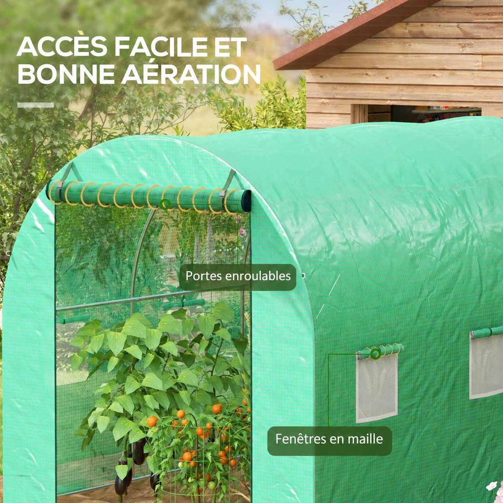 Porte enroulée et fenêtres latérales de la serre verte