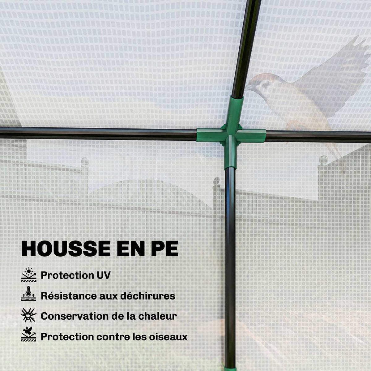 Détail intérieur de la housse blanche et d’un raccord de l’armature verte