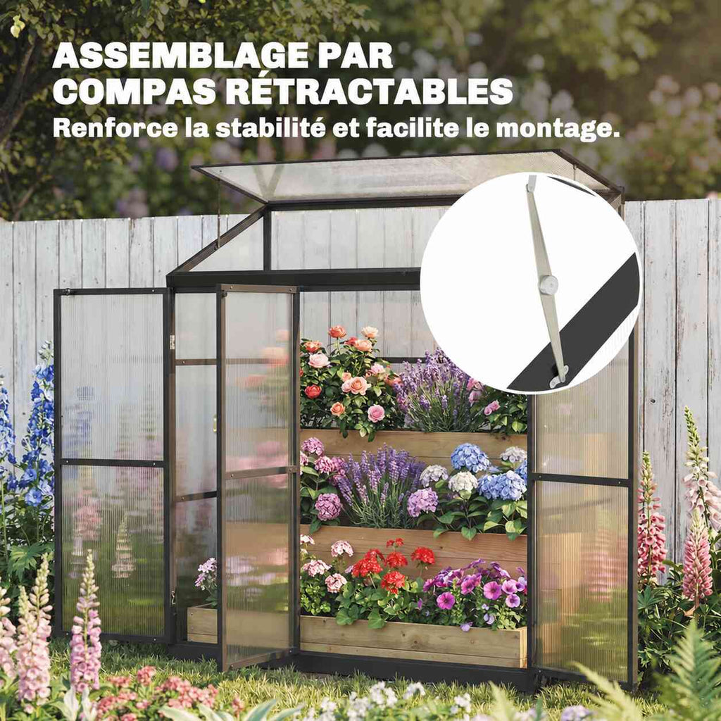 Serre adossée avec détail d’une attache de la structure