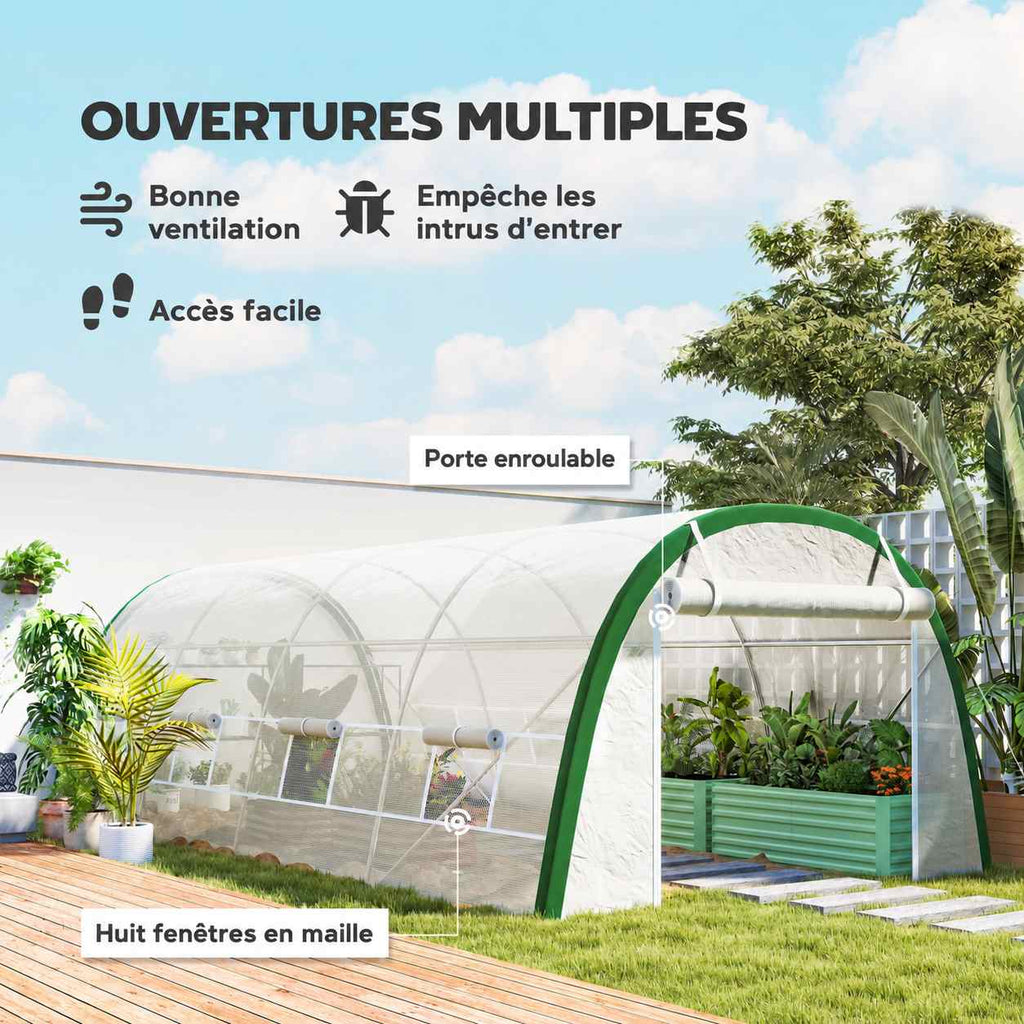 Serre blanche avec porte enroulable et fenêtres grillagées