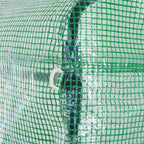 Gros plan des attaches sous la bâche verte quadrillée
