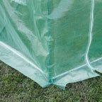 Angle inférieur de la bâche verte de serre avec bord prolongé