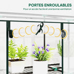 Détail d’une porte enroulable de la serre de balcon transparente