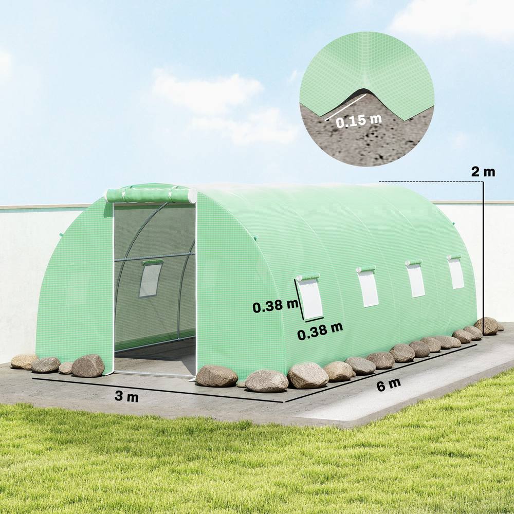 Dimensions de la serre tunnel verte : 6 × 3 × 2 m