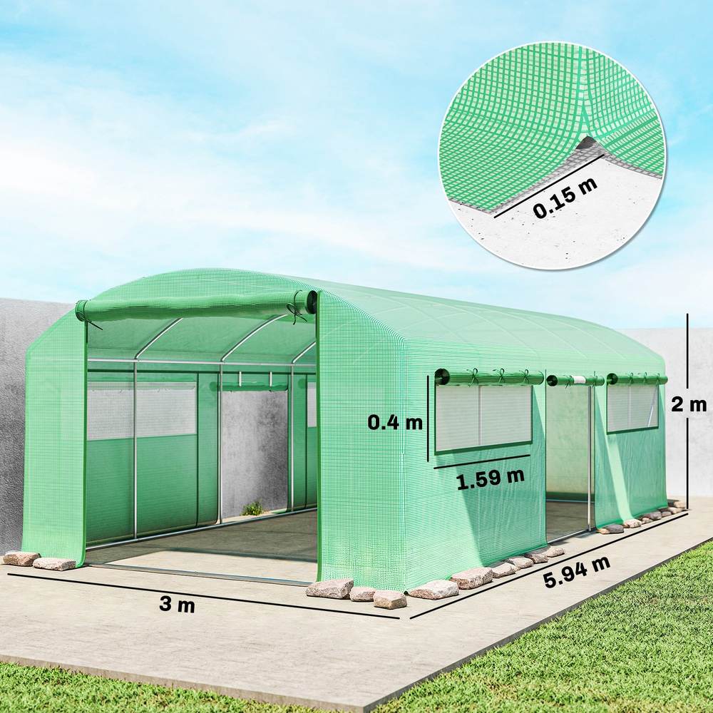 Dimensions de la grande serre tunnel verte : 5,94 × 3 × 2 m