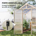 Porte ouverte de la serre en bois avec gros plan sur la poignée