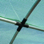Raccord noir entre les tubes métalliques de la serre tunnel