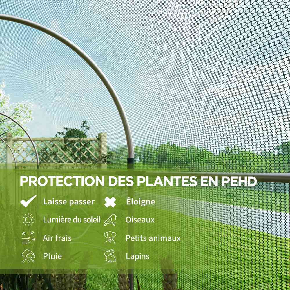 Gros plan du filet vert de protection des plantes