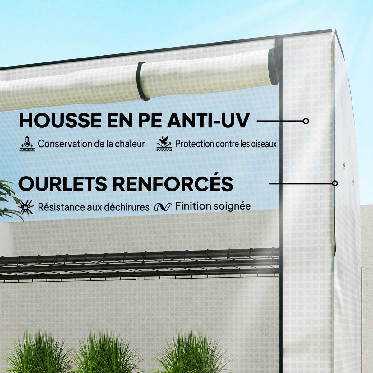 Détails de la housse blanche et des coutures de la serre de balcon