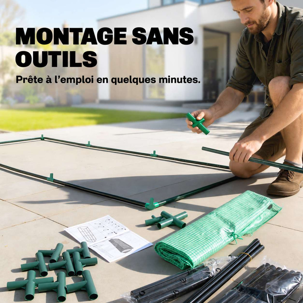 Homme assemblant les tubes de la serre basse verte