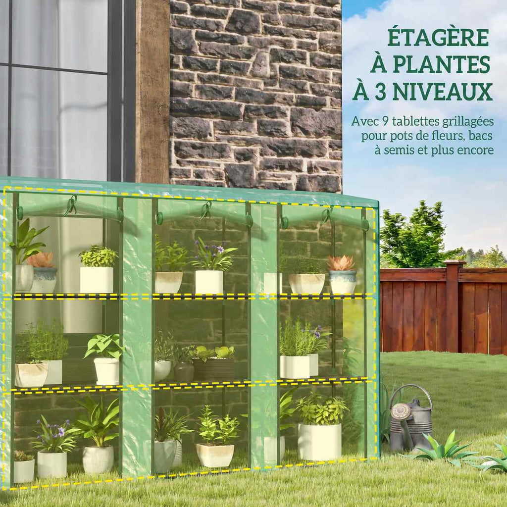 Serre de balcon verte avec plantes sur neuf tablettes en trois colonnes