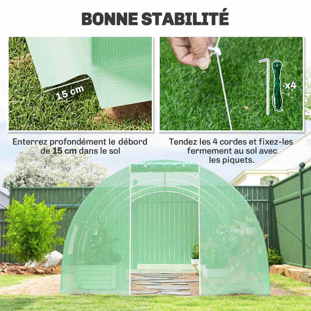 Serre verte avec détails des piquets et du bord de housse